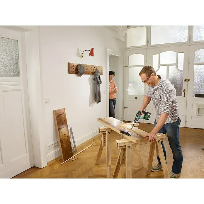 Bosch 18 V Power for All Akku-Schlagbohrschrauber PSB 18 LI-2 Ergonomic - 18 V, 2,5 Ah, 0 U/min - 1.400 U/min - Anwendungsbeispiel