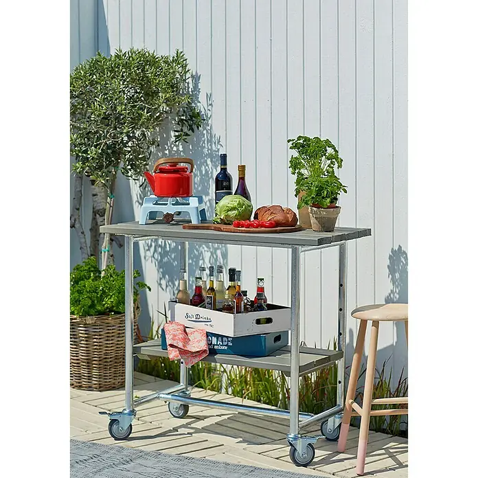 Plus Pflanztisch Urban - 100 x 50 x 90 cm, Material Tischplatte: Holz, Graubraun, Silber, Mit Regalfach - Stimmungsaufnahme