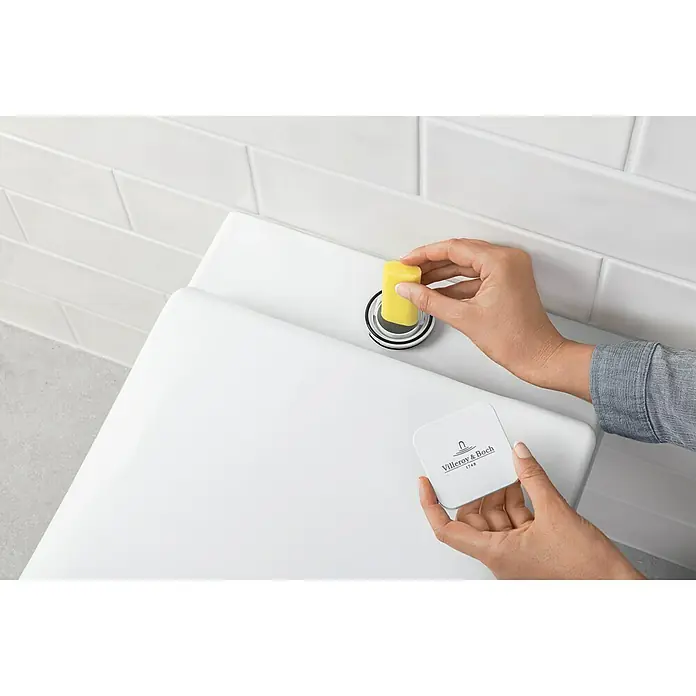 Villeroy & Boch Subway 2.0 Wand-WC-Set ViFresh - Spülrandlos, Mit schmutzabweisender Glasur, Spülform: Tief, WC Abgang: Waagerecht, Weiß