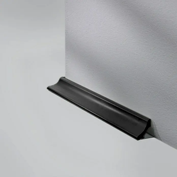 LOGOCLIC Užljebljena kutna lajsna Crna - 2,5 m x 20 mm x 20 mm - Živopisni prikaz