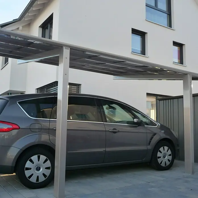 Ximax Carport LINEA 110 - 4,95 x 2,72 m, Einfahrtshöhe: 2,2 m, Edelstahloptik, Schneelast: 137 kg/m² - Stimmungsaufnahme