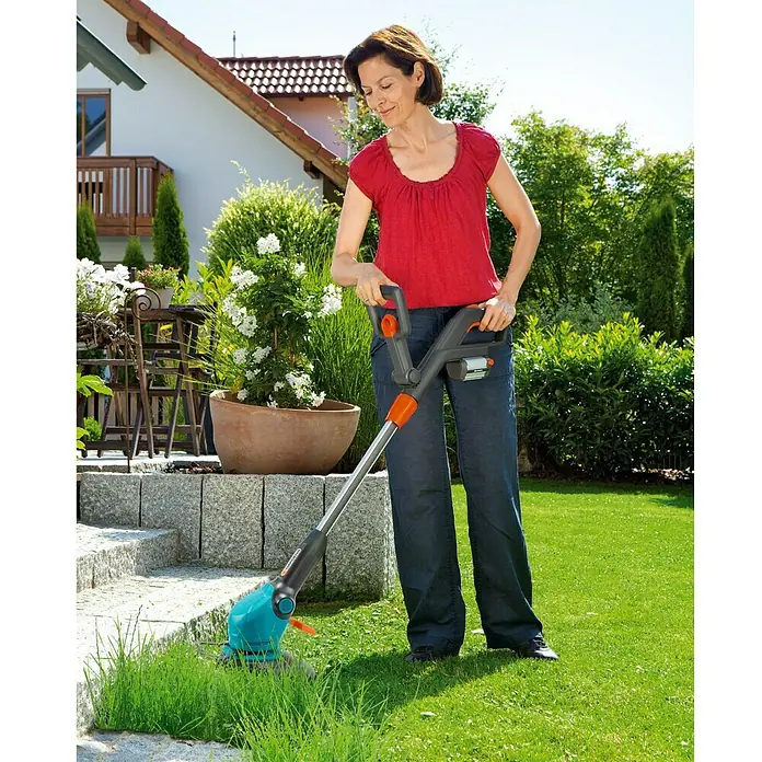 Gardena EasyCut Akumulatorski trimer Li-18/23R - 18 V, Litij-ionska, Bez akumulatora, Širina reza: 23 cm - Proizvod u upotrebi