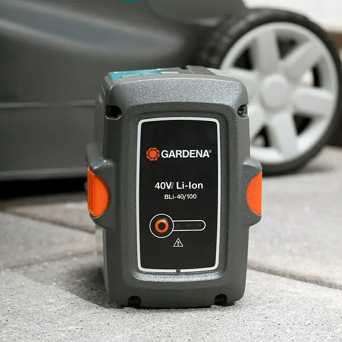 Gardena Baterija BLi-40/100 - 40 V, 2,6 Ah - Proizvod u upotrebi