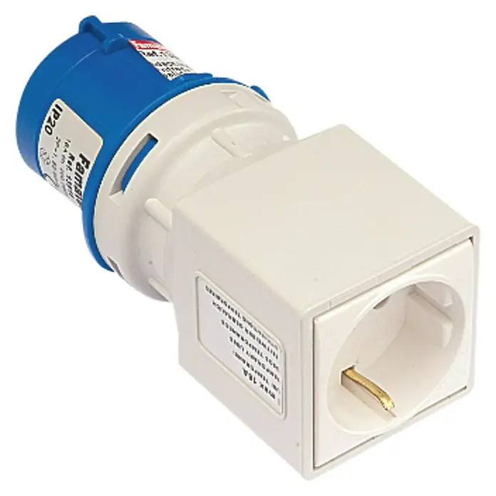 Famatel Adaptador CEE - 2 Polos + Toma Tierra, IP20
