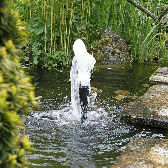 Ubbink Wasserspielpumpe Elimax 6000 - 125 W, Max. Förderhöhe: 390 cm - Stimmungsaufnahme