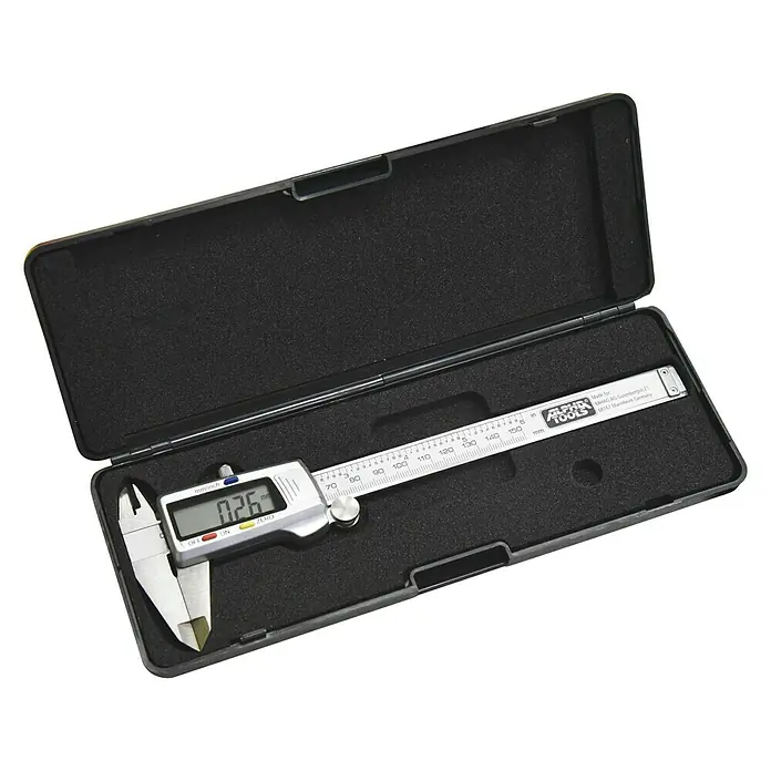 Alpha Tools Digitalno pomično mjerilo - Mjerni opseg: 0 - 150 mm, Čelik - Pogled sprijeda