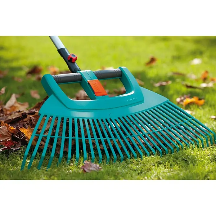 Gardena Combisystem Lepezasta metla XXL Vario - Bez drške - Proizvod u upotrebi