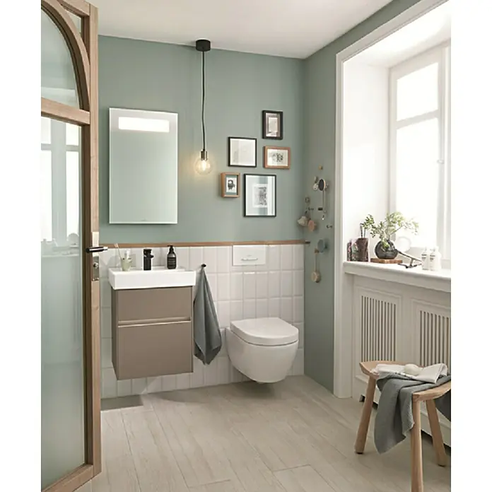 Villeroy & Boch Subway 2.0 Wand-WC-Set ViFresh - Spülrandlos, Mit schmutzabweisender Glasur, Spülform: Tief, WC Abgang: Waagerecht, Weiß - Stimmungsaufnahme