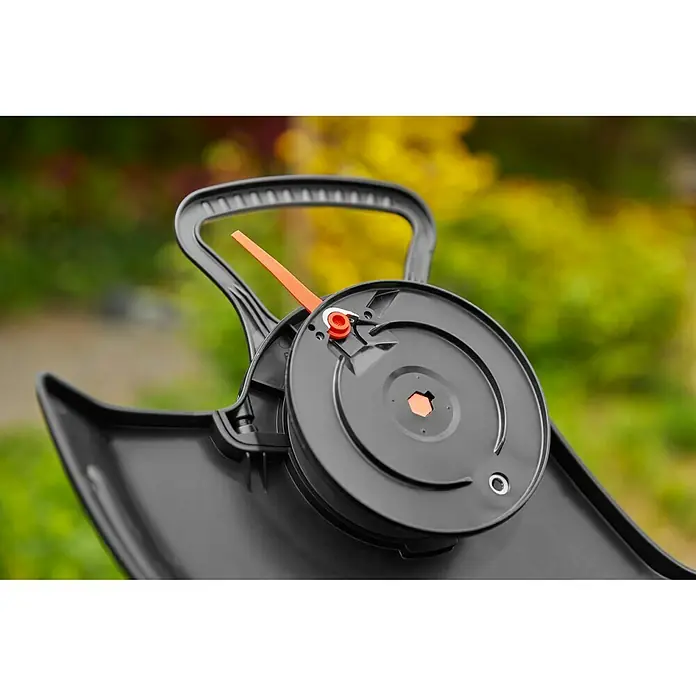 Gardena Akumulatorski trimer ComfortCut Li-18/23 - 18 V, Litij-ionska, Bez akumulatora, Širina reza: 23 cm - Proizvod u upotrebi