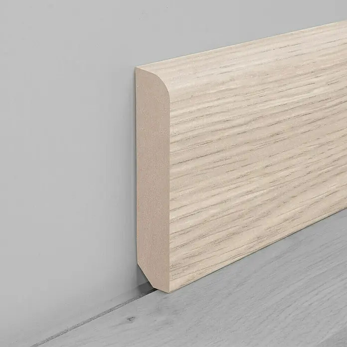 Zócalo Roble Sea Breeze - 2,6 m x 16 mm, Roble claro