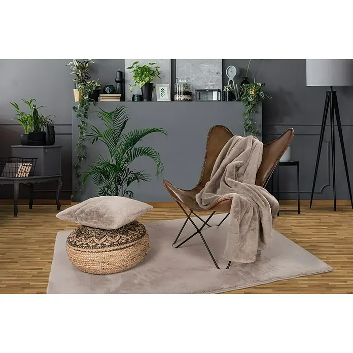 Ukrasni pokrivač Happy - Taupe, 200 x 150 cm, 100 % poliester - Živopisni prikaz