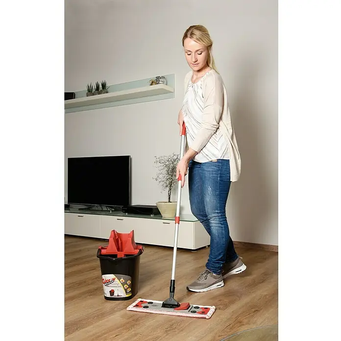 Sprintus Vloerwisserset Click N Press + stofmop - 12 l, Materiaal hoes: 80 % microvezel, 20 % zacht abrasief materiaal, 5 -delig - Sfeeropname