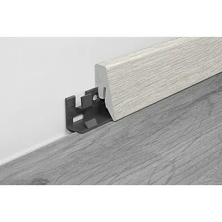 LOGOCLIC  Podna kutna lajsna K40 C hrast Noville
