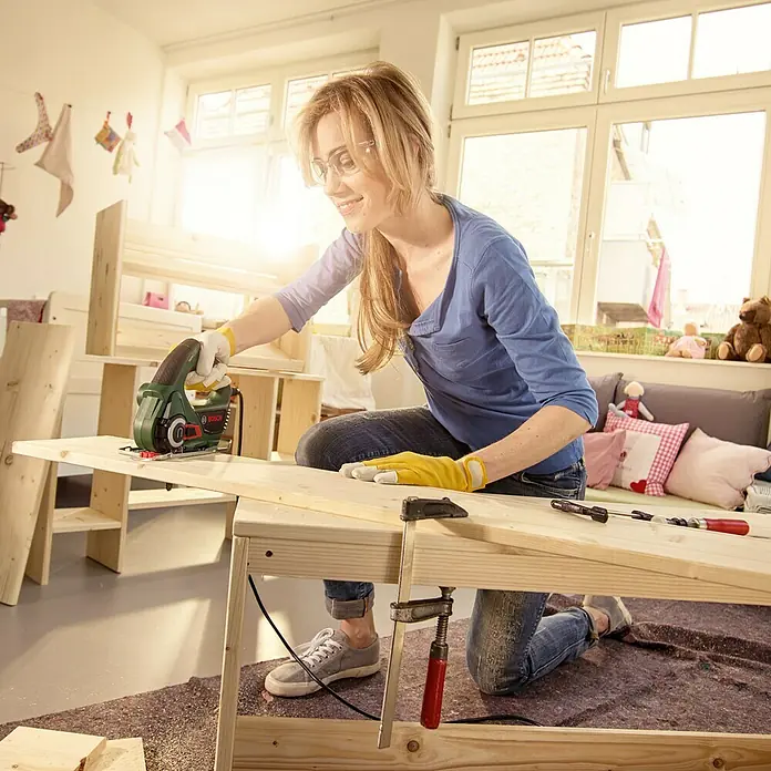 Bosch NanoBlade-Säge EasyCut 50 - 500 W, Leerlaufdrehzahl: 0 U/min - 7.800 U/min - Anwendungsbeispiel