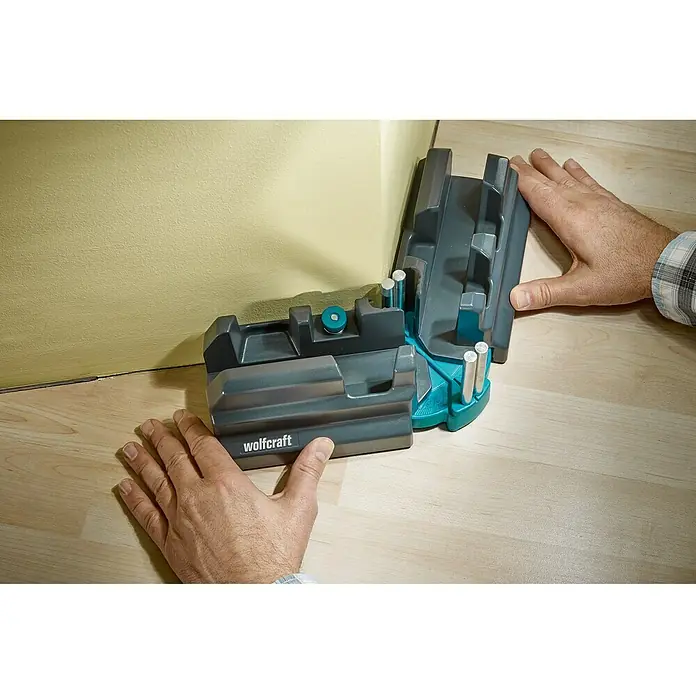 Wolfcraft Gehrungsschneidlade - L x B x H: 353 x 105 x 70 mm