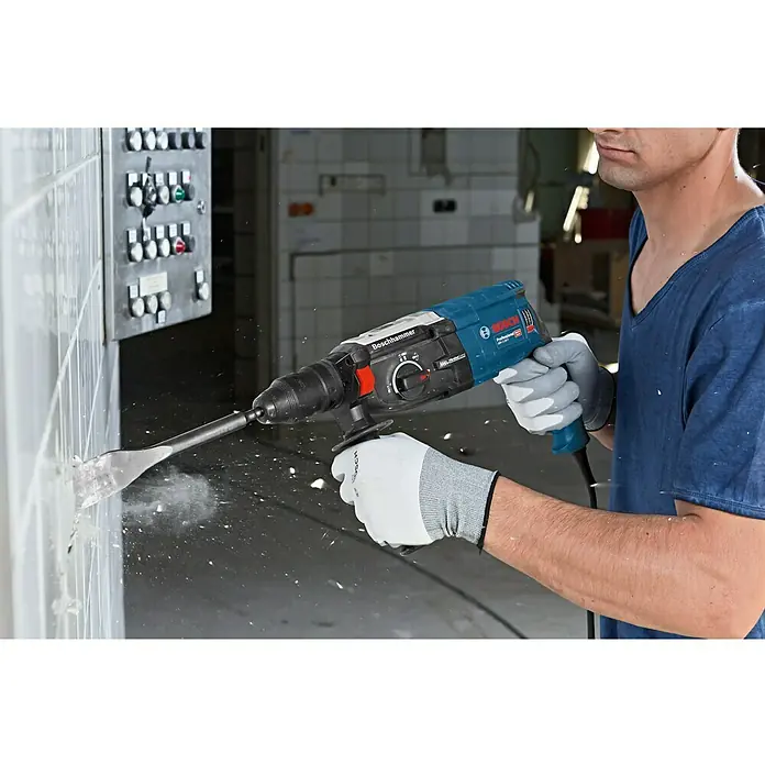 Bosch Professional Udarna bušilica GBH 2-28 F - 880 W, Jačina pojedinog udarca: 3,2 J, Broj udaraca: 0 /min - 4.000 /min