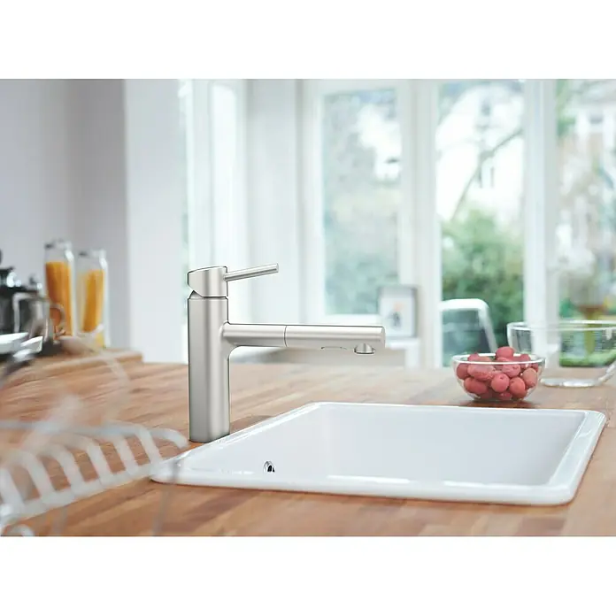 Grohe Concetto Spültischarmatur - Edelstahl, Matt, Ausziehbare Dual-Spülbrause - Stimmungsaufnahme