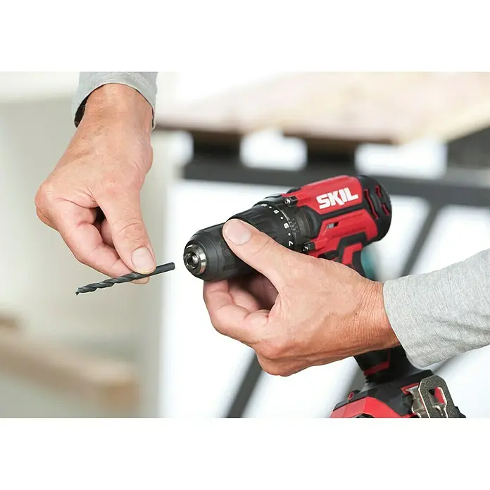 Skil Energy Platform Akku-Bohrschrauber 3008 GA - 18 V, 1 Akku, 2 Ah, 0 U/min - 1.450 U/min, 6 -tlg. - Anwendungsbeispiel