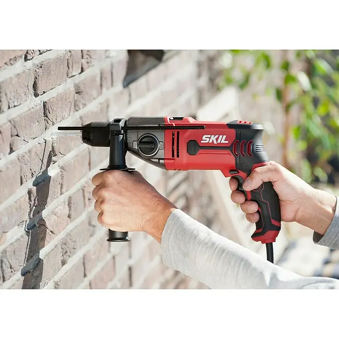 Skil Schlagbohrmaschine 6745 GA - 1.050 W, Gangzahl: 2 - Anwendungsbeispiel