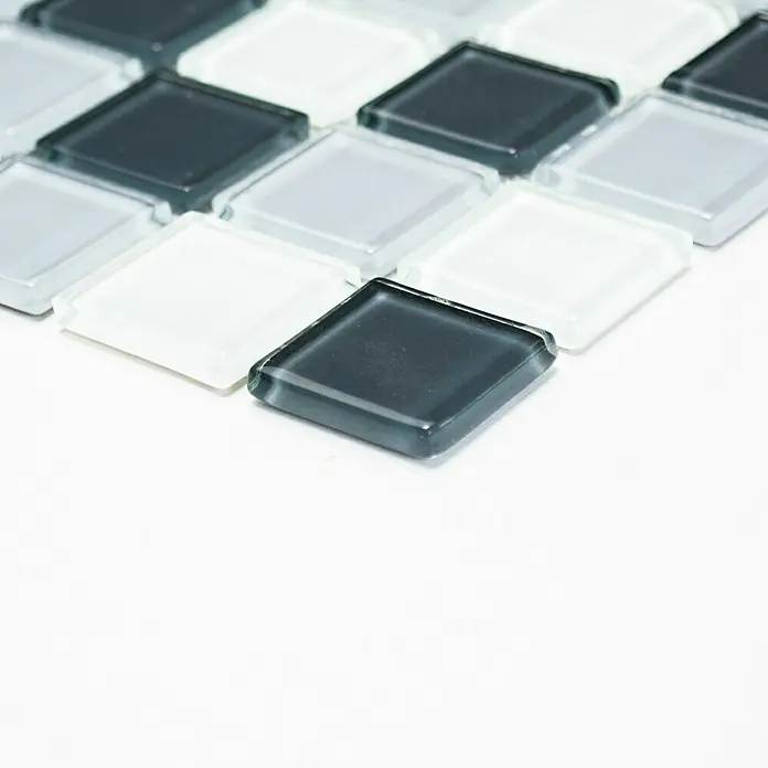 Mosaikfliese Quadrat Crystal Mix CM 4125 - 32,7 x 30,2 cm, Grau, Glänzend - Detailaufnahme