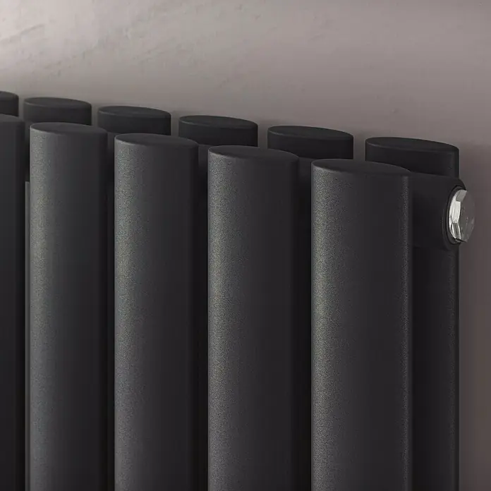 Ximax Raumheizkörper Fortuna Duplex - 46,8 x 180 cm, 1.360 W, Anthrazit - Detailaufnahme