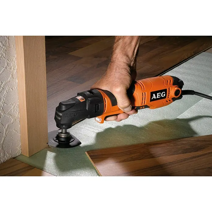 AEG Powertools Multifunktionswerkzeug OMNI 300 - 300 W, Leerlaufschwingzahl: 20.000 U/min - Vorderansicht