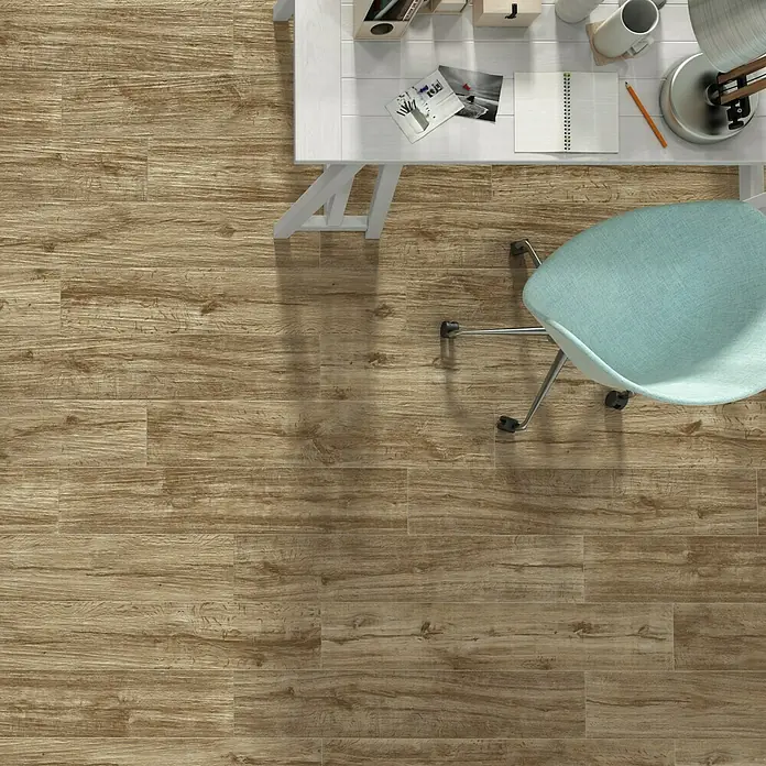 Pavimento porcelánico Wild - 23,3 x 120 cm, Taupe - Foto ambiente
