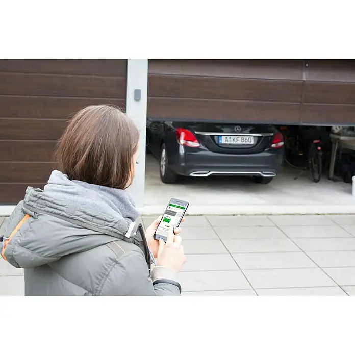 Schellenberg Smart Home Garagentorantrieb Smart Drive 10 Premium - Torfläche: Max. 10 m², Zugkraft: Max. 600 N - Vorderansicht