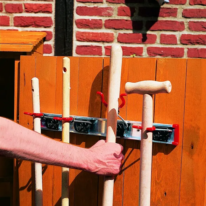Bruns Gerätehalter mit 4 Halterungen - Länge: 50 cm - Stimmungsaufnahme
