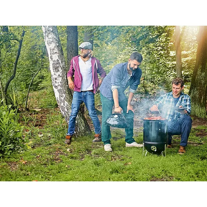 Weber Räucherofen Smokey Mountain Cooker - Schwarz, Hauptgrillfläche: 2 x Ø 47 cm - Anwendungsbeispiel