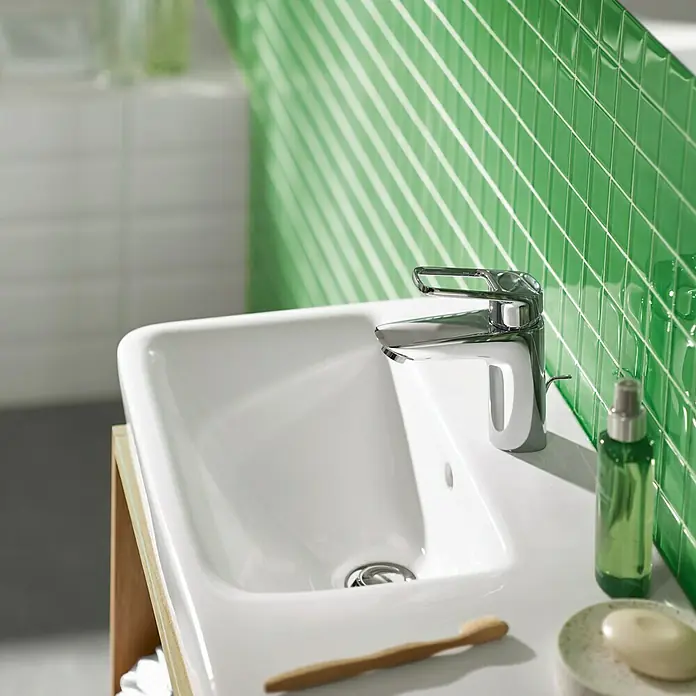 Hansgrohe Logis Loop Grifo de lavabo - Cromo - Foto ambiente
