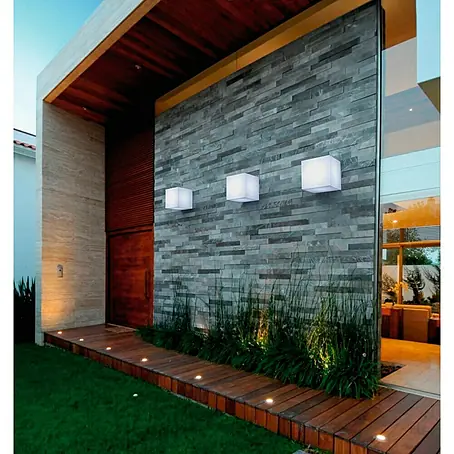 New Garden  Lámpara de diseño para exterior Cuby Wall