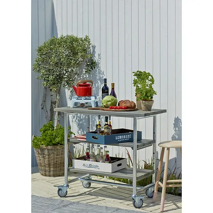 Plus Pflanztisch Urban I - 100 x 50 x 90 cm, Material Tischplatte: Holz, Graubraun - Stimmungsaufnahme