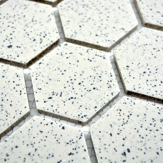 Mosaikfliese Hexagon Uni CU HX208M - 27,1 x 28,1 cm, Cremeweiß, Matt - Detailaufnahme