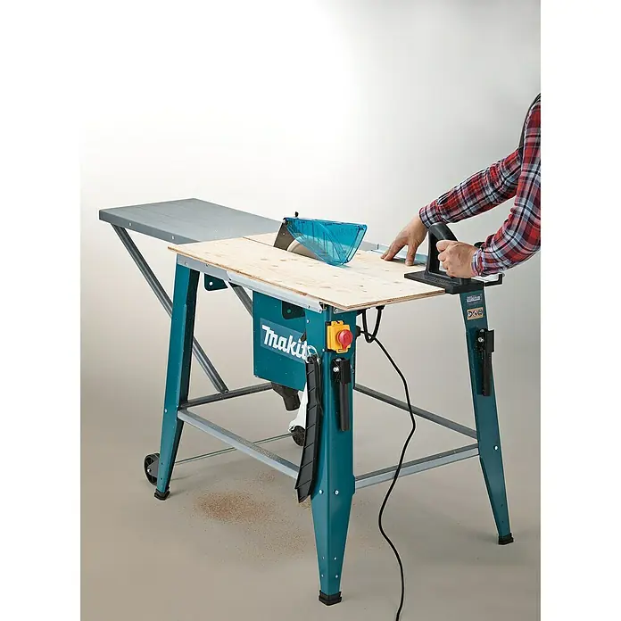 Makita Tischkreissäge 2712 - 2.000 W, Durchmesser Sägeblatt: 315 mm, 0 U/min - 2.950 U/min - Anwendungsbeispiel