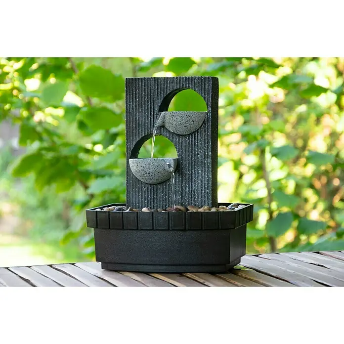Dobar Kunststeinbrunnen - 20,5 x 16,5 x 26 cm - Stimmungsaufnahme