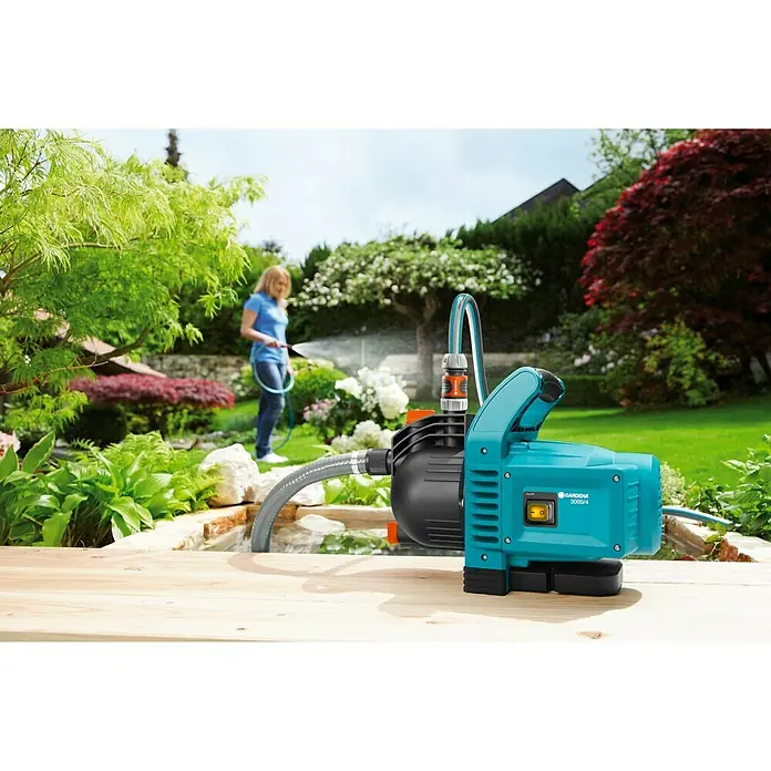 Gardena Classic Gartenpumpe Set 3000/4 - 600 W, 3.100 l/h