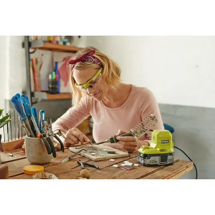 Ryobi ONE+ Soldador de batería R18SOI-0 - Apto para: Soldaduras finas
