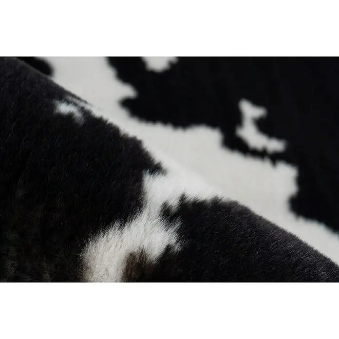 Kayoom Hochflorteppich Kuh - Weiß/Schwarz, 160 x 120 cm, 100 % Polyester - Detailaufnahme