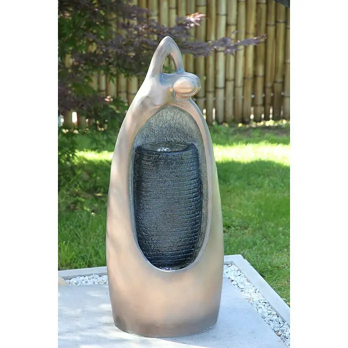 Silex Kunststeinbrunnen Jungfrau - 34 x 23,5 x 84 cm - Stimmungsaufnahme