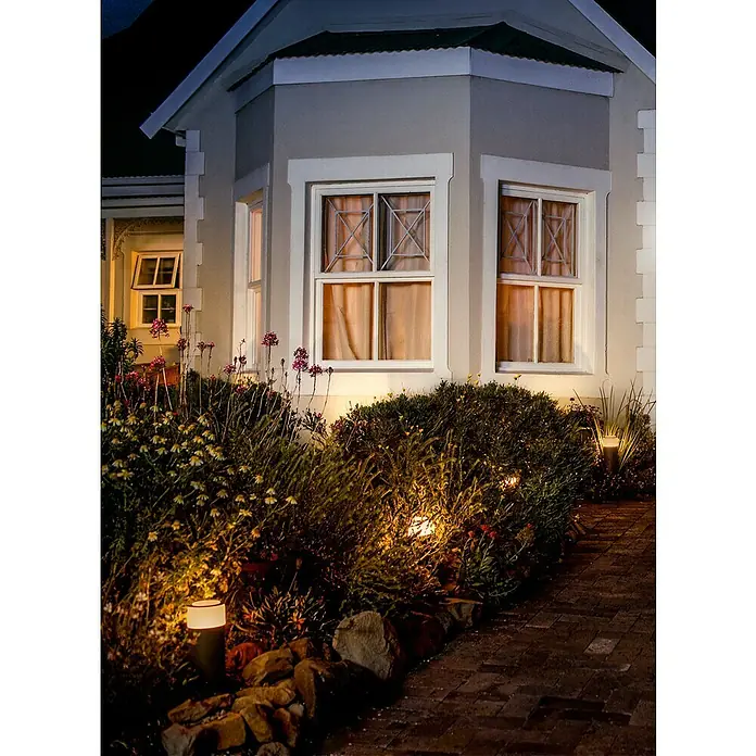 Philips Hue LED-Sockelleuchte Calla Erweiterung - 8 W, Anthrazit, L x B x H: 10,4 x 10,4 x 25,2 cm - Anwendungsbeispiel