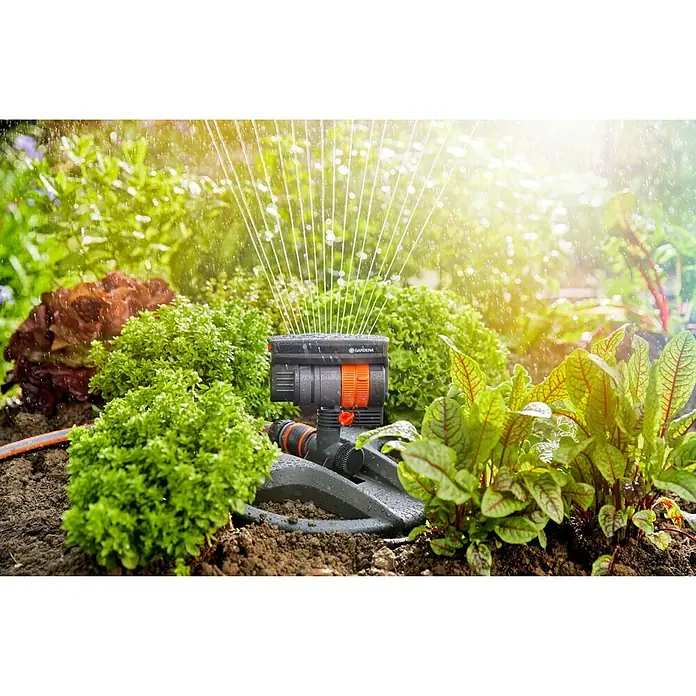 Gardena Viereckregner Aquazoom compact - Max. Regnerfläche: 9 - 216 m² - Anwendungsbeispiel