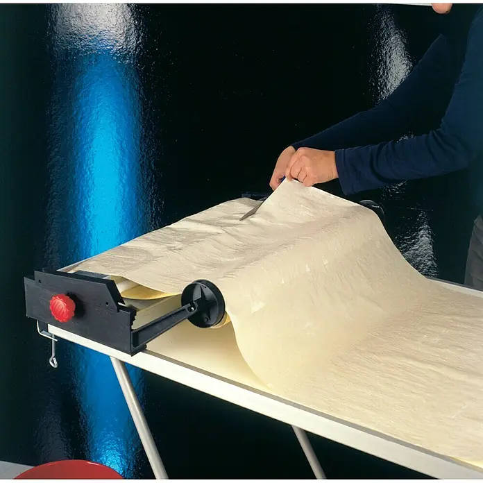 Decora Tapetenkleistergerät - Geeignet für: Euro Rollen 53 cm - Anwendungsbeispiel