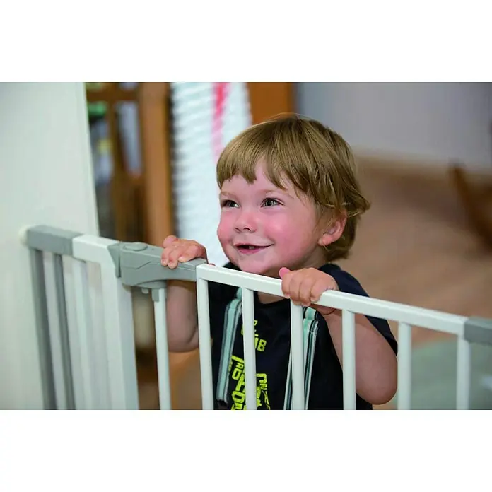 Abus Sicherheitsgitter Finn - Verstellbar: 73 cm - 81,5 cm - Anwendungsbeispiel