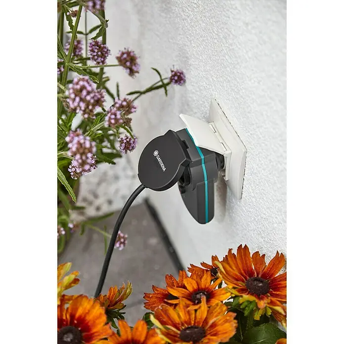 Gardena Smart system Conector Smart Power - Específico para: Sistema inteligente Gardena - Producto en uso