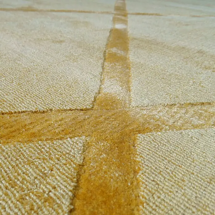 Kayoom Kurzflorteppich Luxury 210 - Gelb, 170 x 120 cm, 100 % Viskose - Detailaufnahme