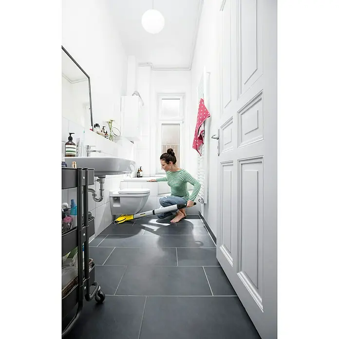 Kärcher Fregadora de suelos de batería FC 3 Cordless - Funcionamiento con batería, Rendimiento por unidad de superficie: 60 m²/carga de la batería, Anchura de trabajo: 300 mm