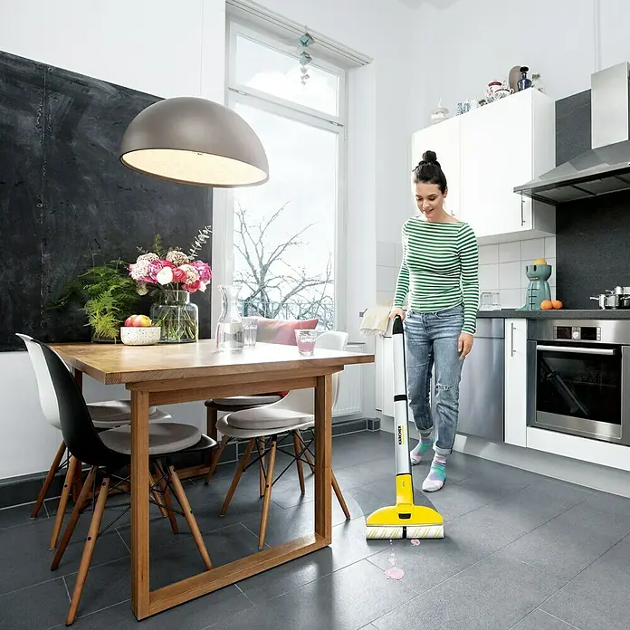 Kärcher Akumulatorski čistač za tvrde podloge FC 3 Cordless - Na akumulatorski pogon, Površinski učinak: 60 m² / punjenje akumulatora, Radna širina: 300 mm