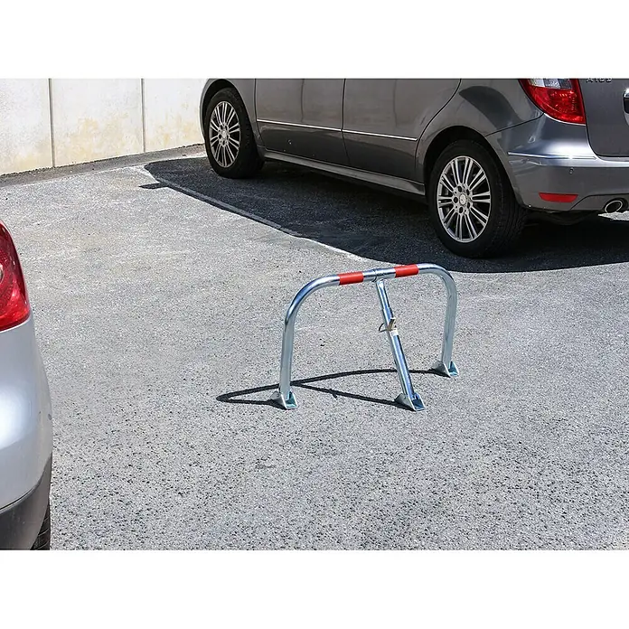 Eufab Parkbügel - B x H: 755 x 400 mm, Stahl - Anwendungsbeispiel