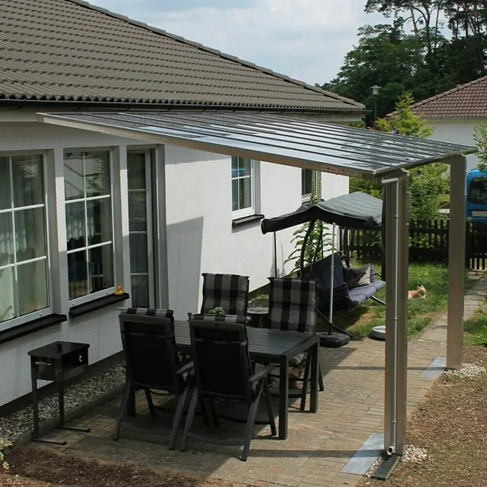 Ximax Carport LINEA 110 - 4,95 x 2,72 m, Einfahrtshöhe: 2,2 m, Edelstahloptik, Schneelast: 137 kg/m² - Stimmungsaufnahme